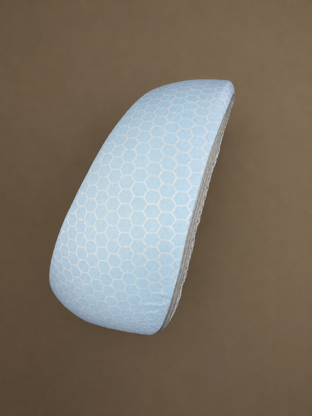 Larixe Face down pillows