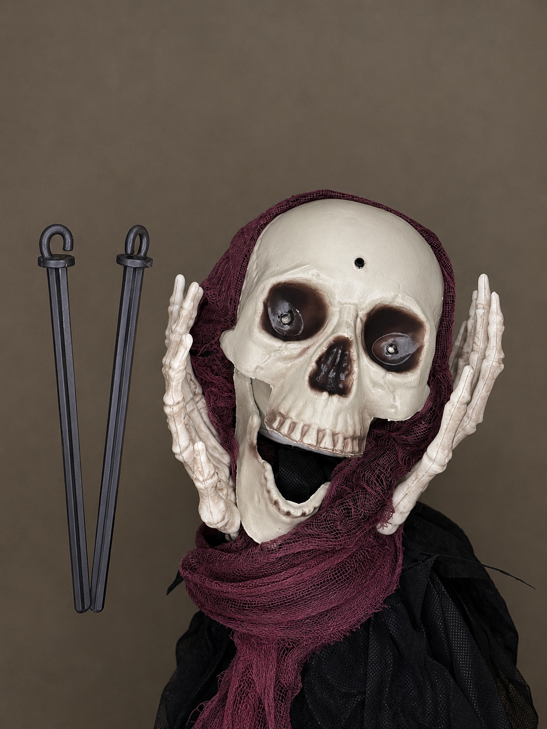 Halloween light up skeleton skull groundbreaker